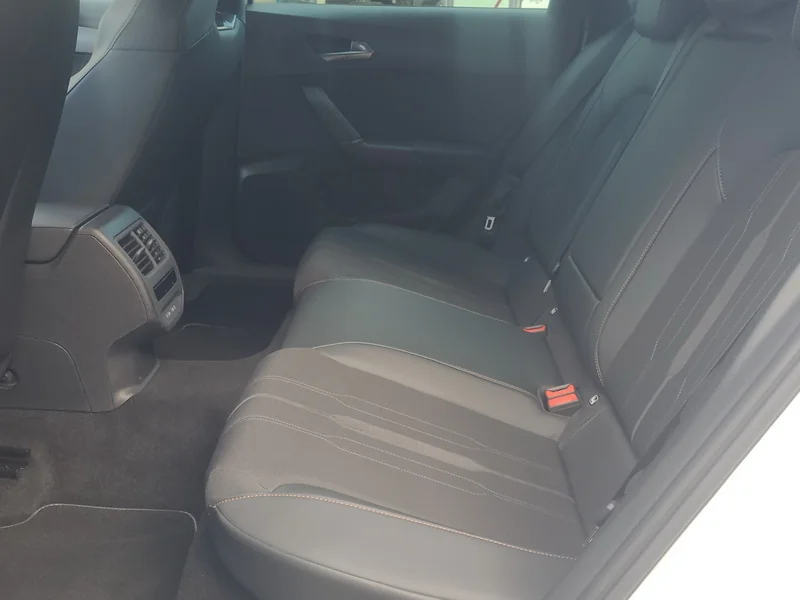 Leon ST 2.0 TSI DSG 4Drive VZ