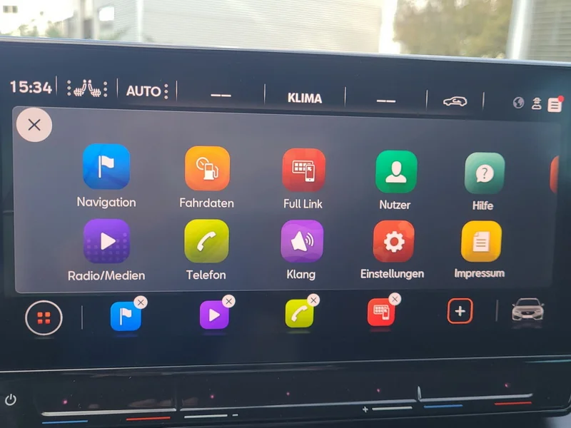 Leon ST 2.0 TSI DSG 4Drive VZ