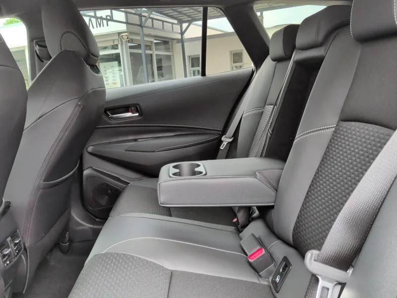 Corolla TS 2.0 Hybrid Lounge