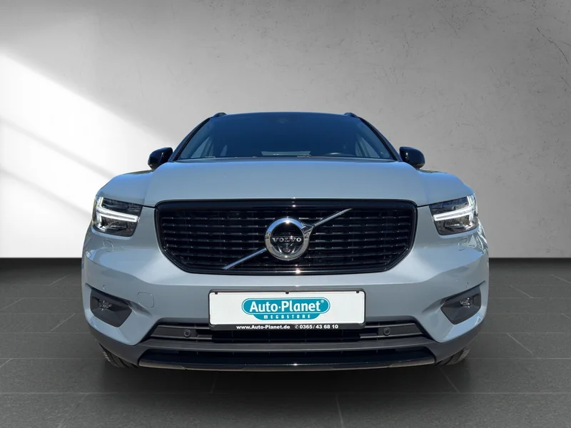 XC40 D4 AWD R-Design