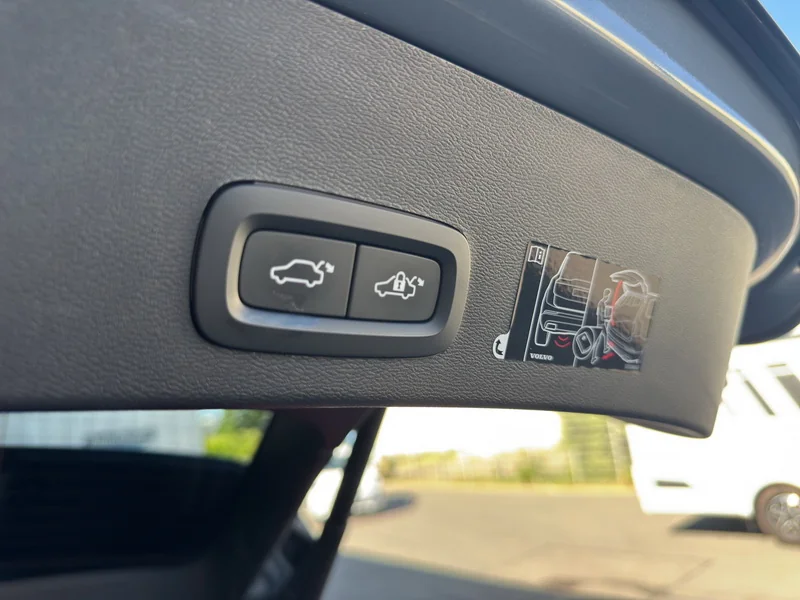 XC40 D4 AWD R-Design