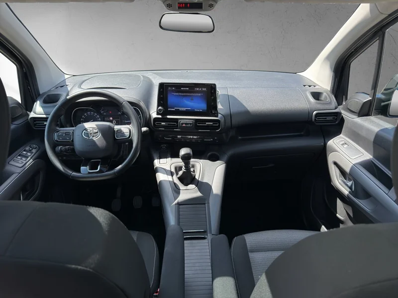 Proace City Verso 1.2T Team D