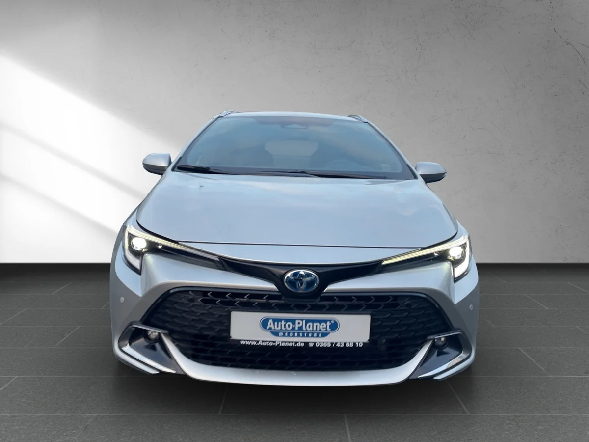 Corolla TS 2.0 Hybrid Team D