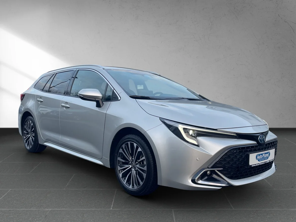 Corolla TS 2.0 Hybrid Team D