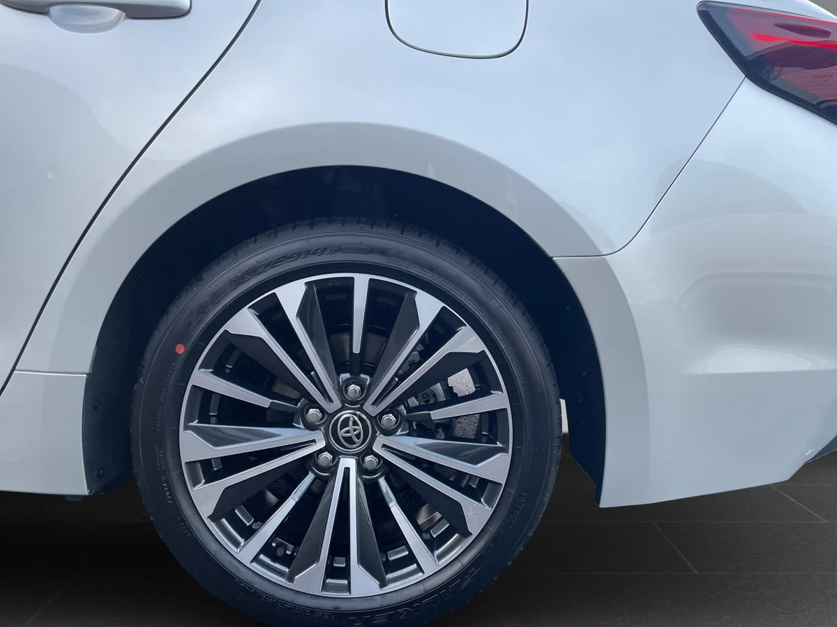Corolla TS 2.0 Hybrid Team D
