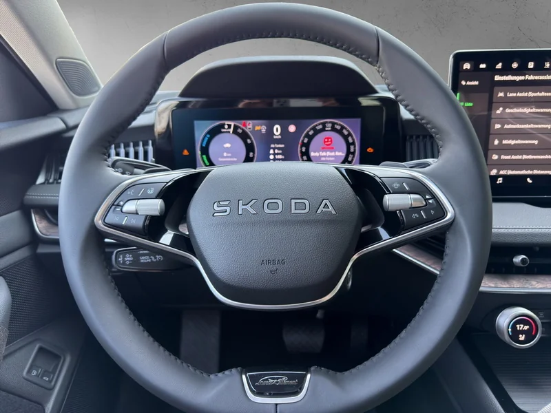 Superb Combi IV 1.5 TSI iV DSG L&K