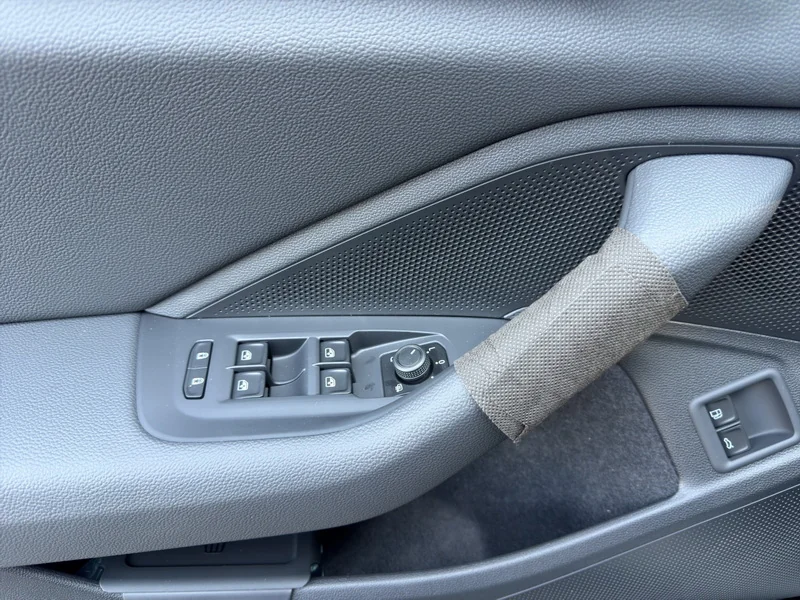 Superb Combi IV 1.5 TSI iV DSG L&K