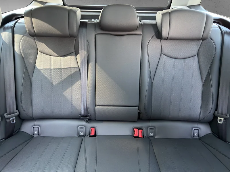 Superb Combi IV 1.5 TSI iV DSG L&K
