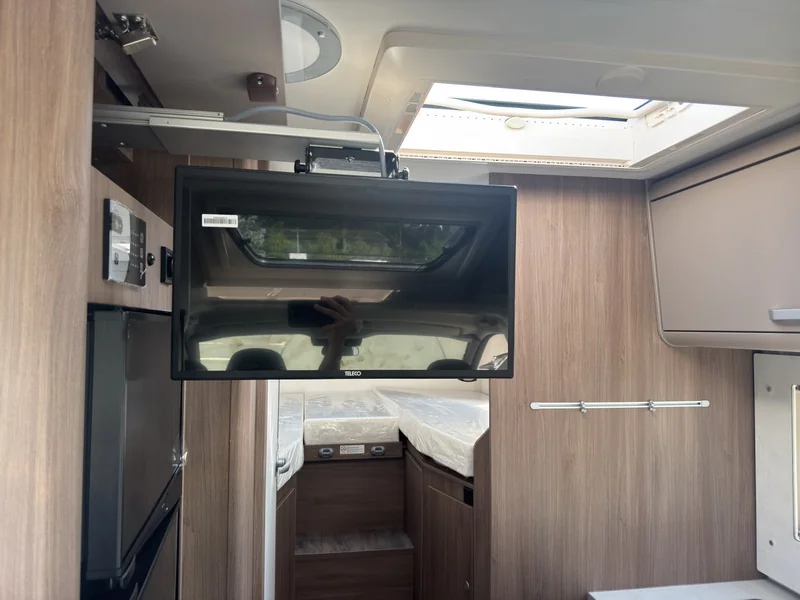 T 447 PRO+ ACC TV SOLAR NAVI KAMERA