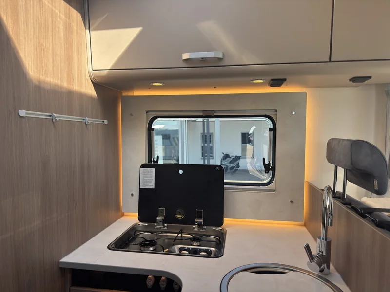 T 447 PRO+ ACC TV SOLAR NAVI KAMERA