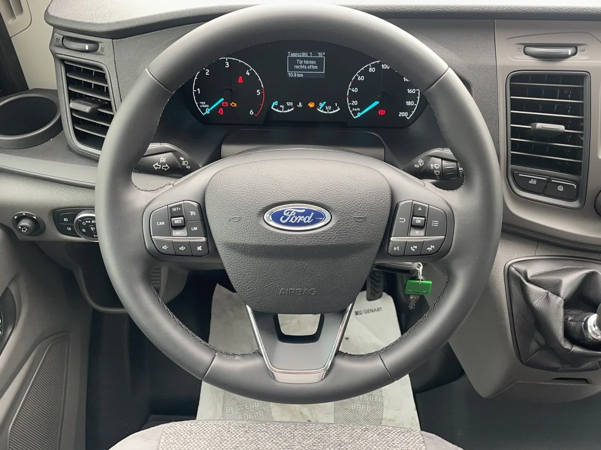 CV 590 4X4 EDITION 24 mit Anhängerkupplung
