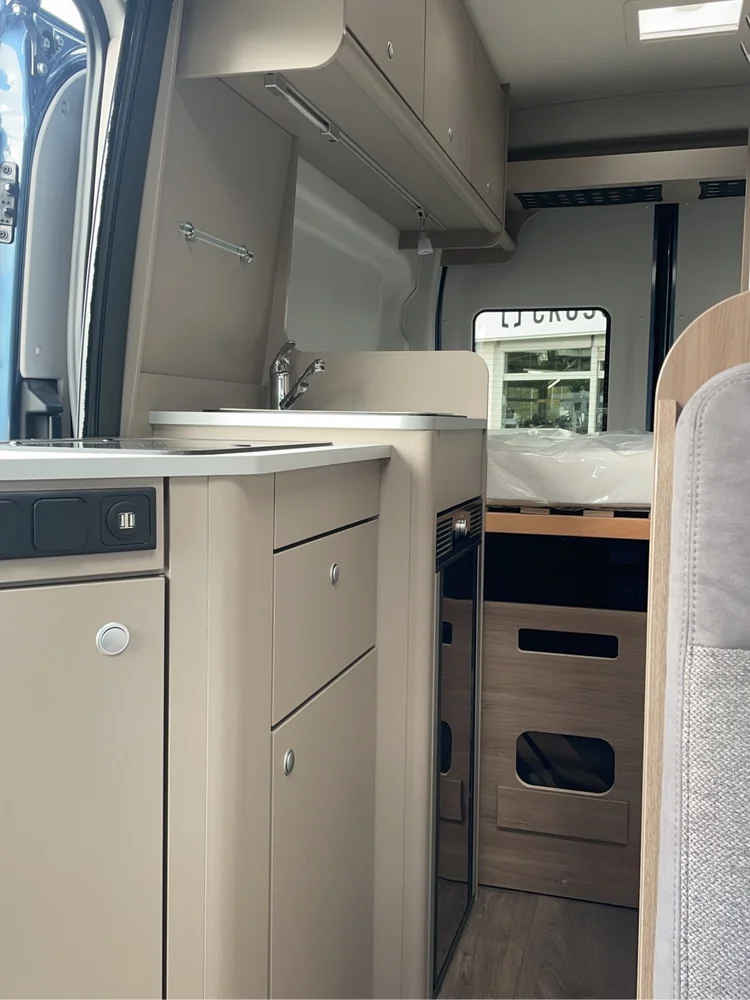 CV 590 4X4 EDITION 24 mit Anhängerkupplung