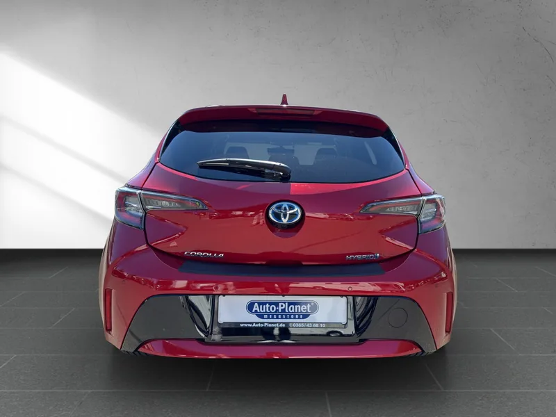 Corolla 1.8 Hybrid Team D