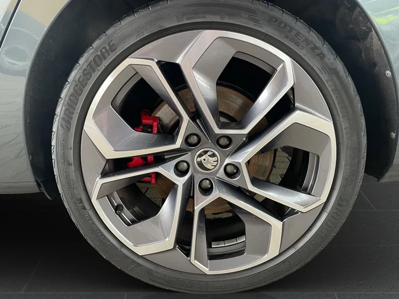 Octavia Combi IV 1.4 TSI iV DSG RS