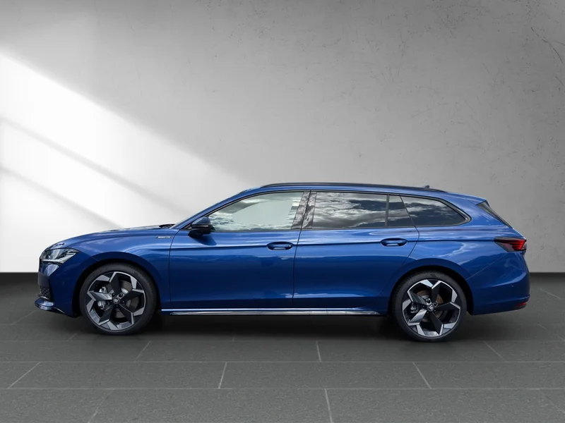 Superb Combi IV 2.0 TDI DSG 4x4 Sportline