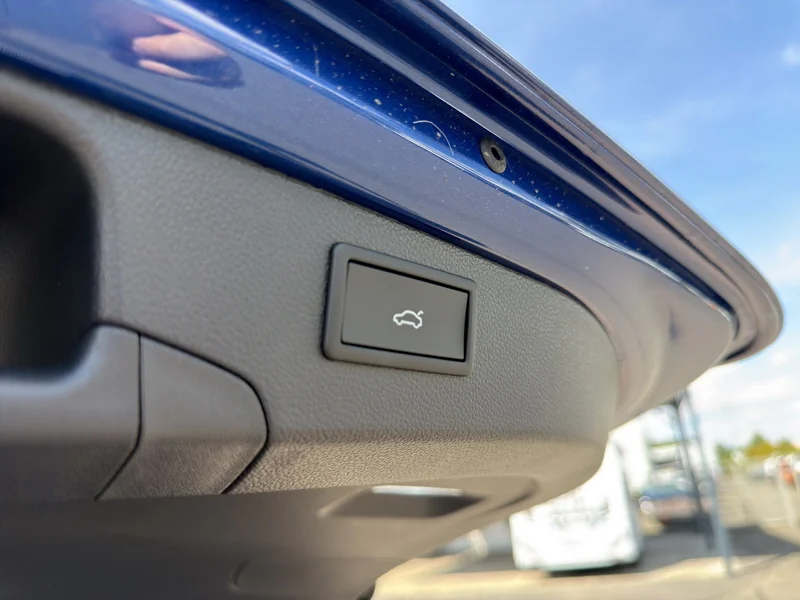 Superb Combi IV 2.0 TDI DSG 4x4 Sportline