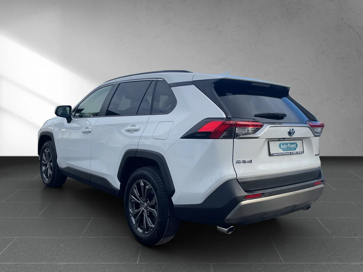 RAV4 2.5 Hybrid Team Deutschland