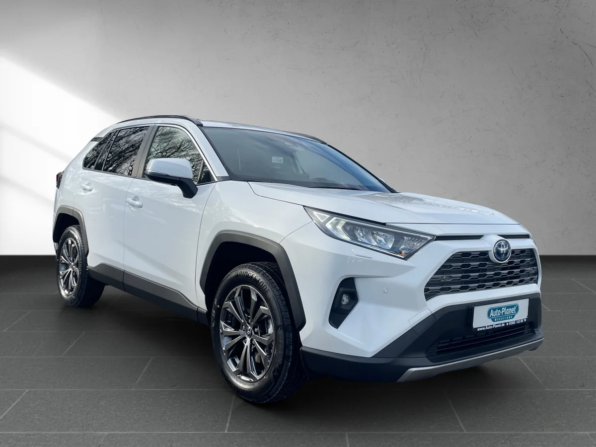 RAV4 2.5 Hybrid Team Deutschland