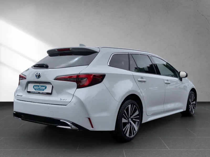 Corolla TS 1.8 Hybrid Teamplayer