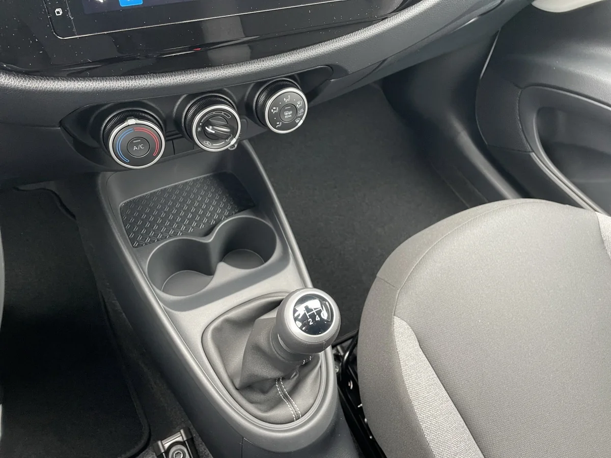 Aygo X 1.0 Play