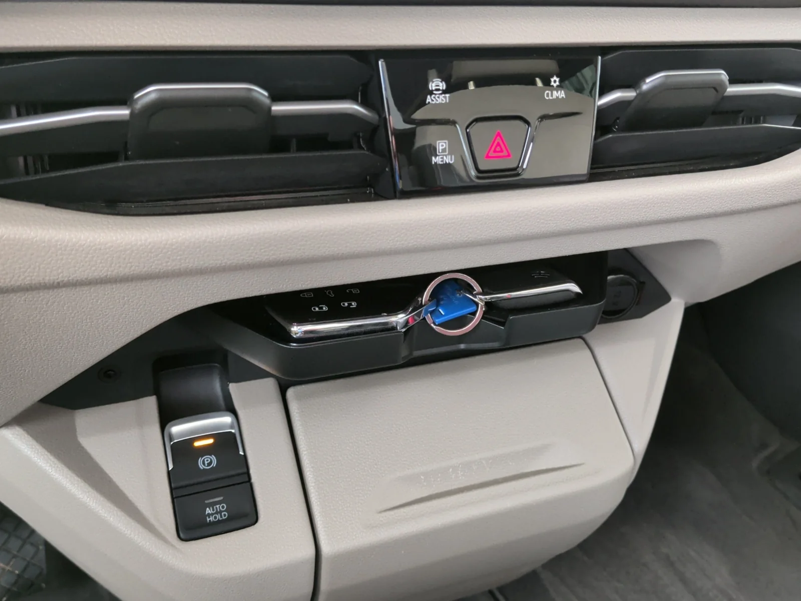 T7 Multivan 2.0 TSI DSG Edition lang