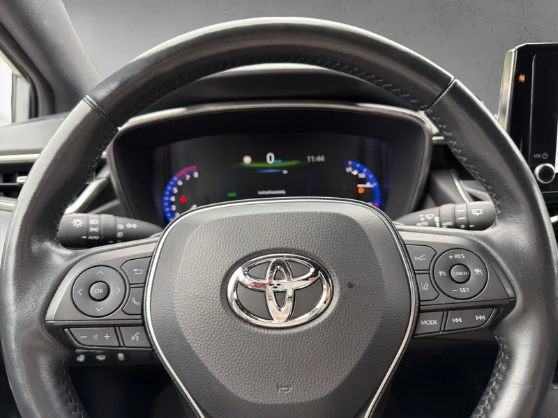 Corolla TS 2.0 Hybrid Team D