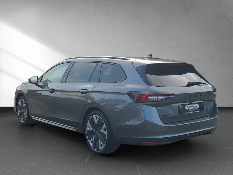 Superb Combi IV 1.5 TSI iV DSG Sportline