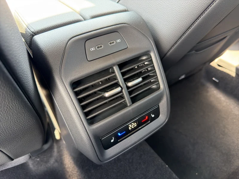 Superb Combi IV 2.0 TDI DSG 4x4 L&K