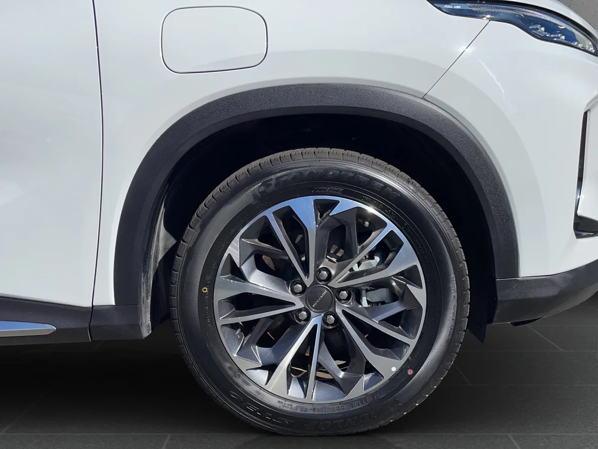 Euniq 6 70 kWh Limited
