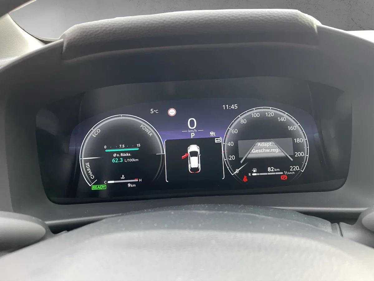 C-HR 2.0 Hybrid Team D