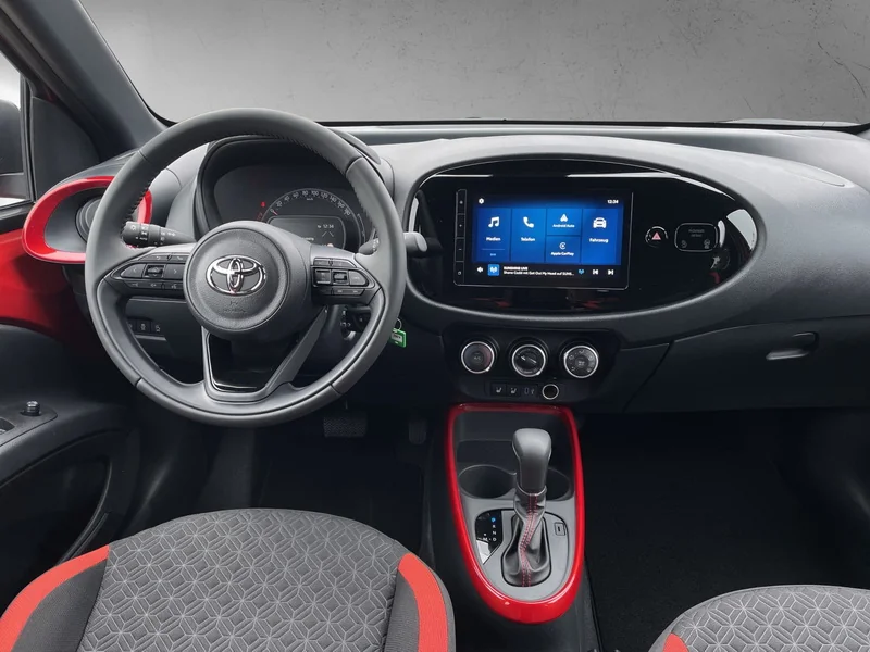 Aygo X 1.0 CVT Teamplayer