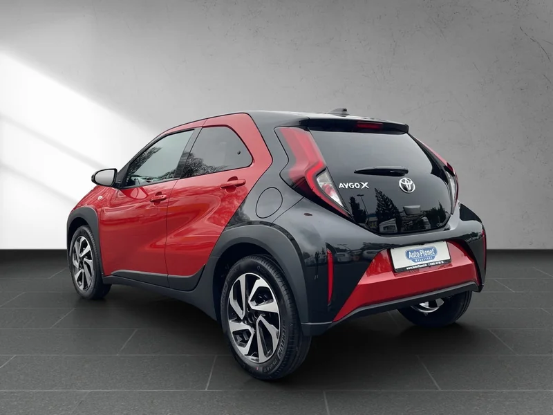 Aygo X 1.0 CVT Teamplayer