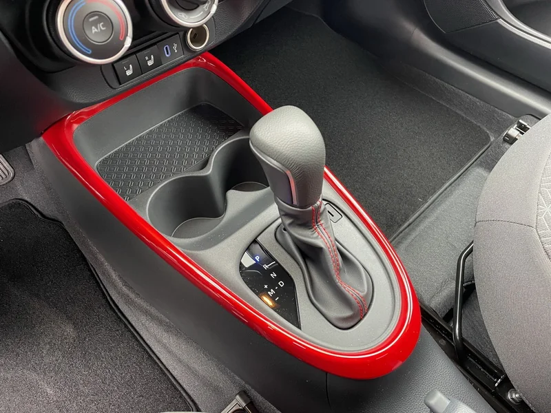 Aygo X 1.0 CVT Teamplayer