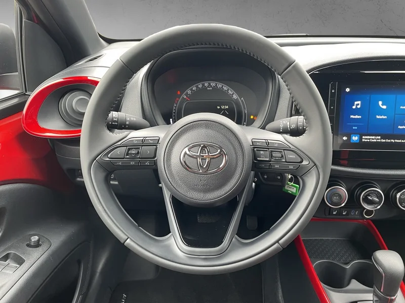 Aygo X 1.0 CVT Teamplayer