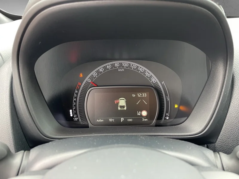Aygo X 1.0 CVT Teamplayer