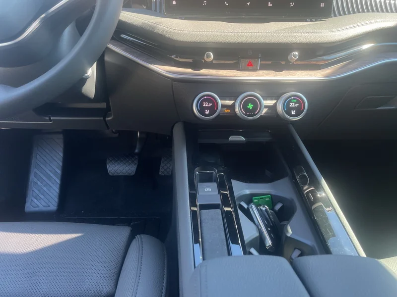 Superb IV 2.0 TDI 4x4 DSG L&K