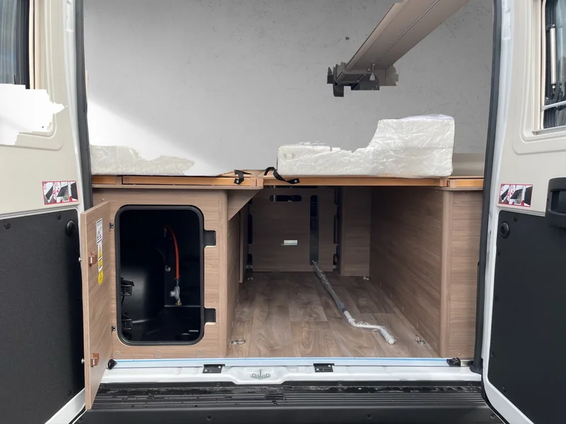 CV 602 PRO AUTOMATIK DIESELHEIZUNG ACC TV