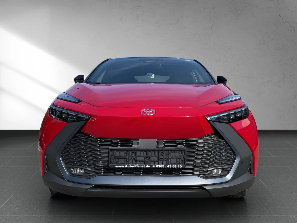 C-HR 2.0 Plug-In Team Deutschland