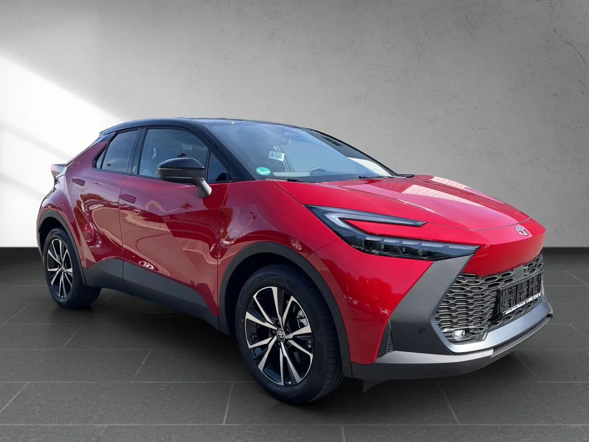 C-HR 2.0 Plug-In Team Deutschland