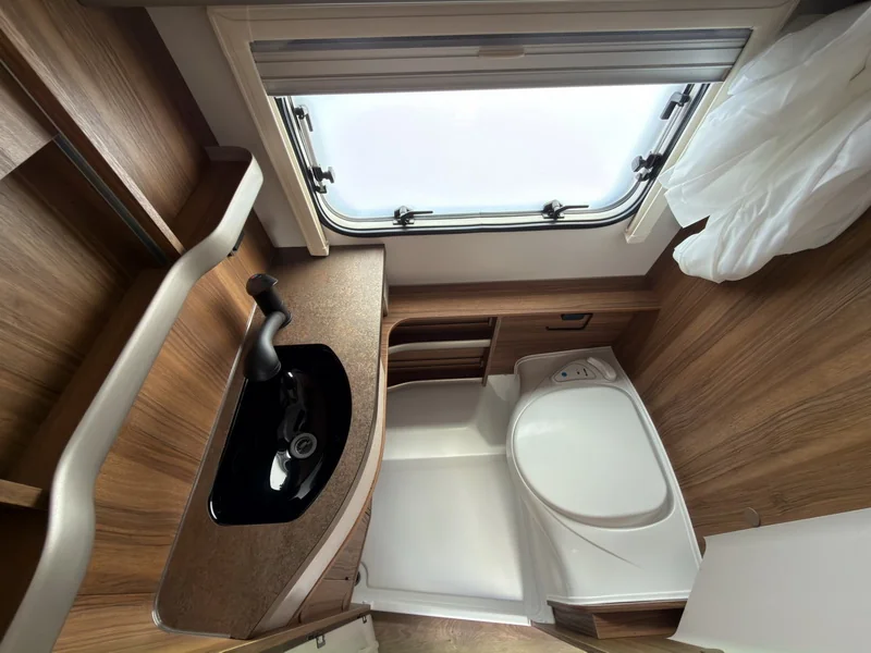Touring 430 Legend Dusche Komfort-Paket