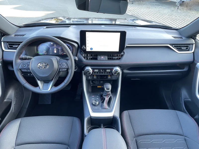 RAV4 2.5 4x4 Plug-In Hybrid Teamplayer