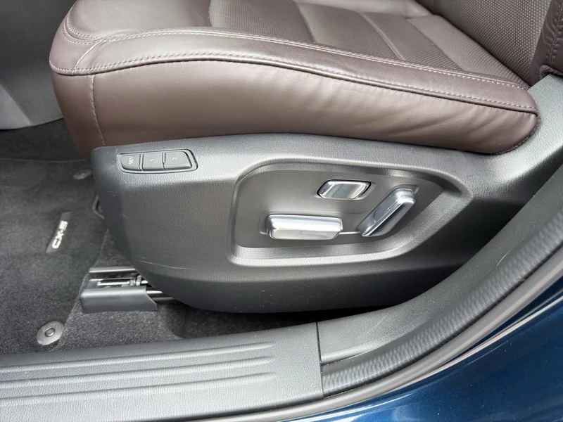 CX-5 2.5 e-Sky-G AWD Takumi