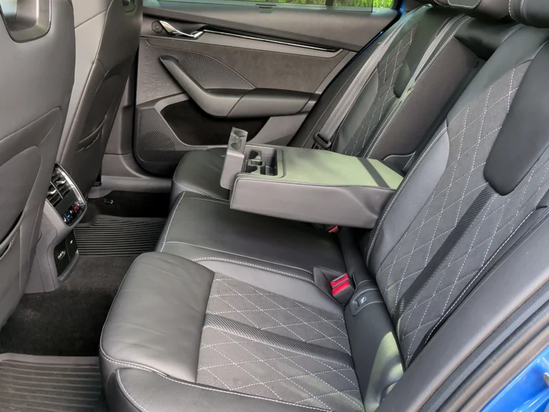Octavia Combi IV 2.0 TDI DSG 4x4 RS