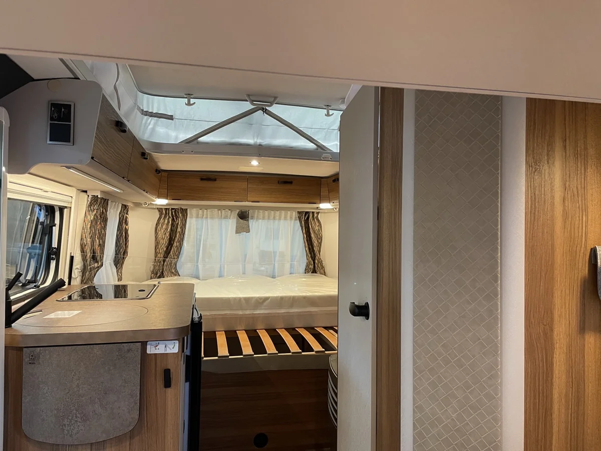Touring 430 Edition Legend KOMFORT-PAKET DUSCHE