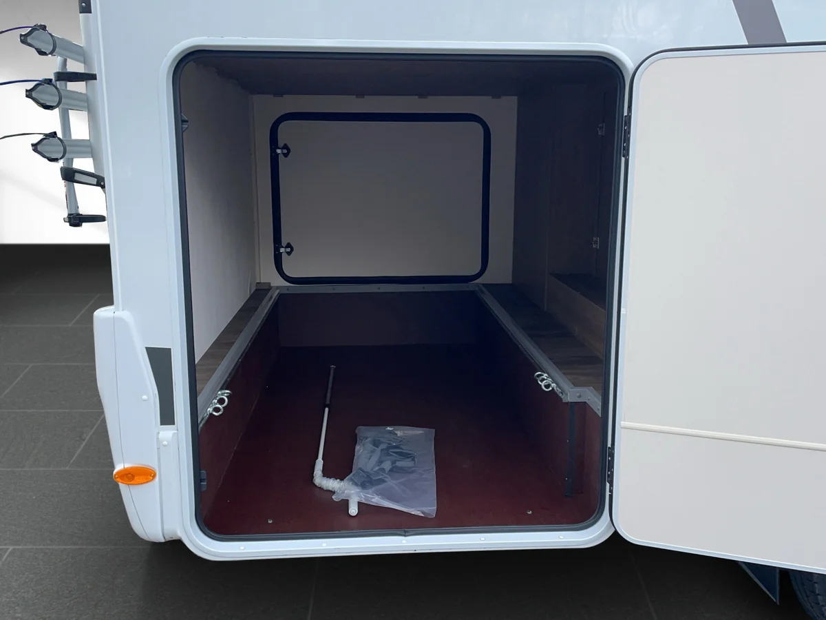 A 464 PRO 5 Sitzplätze Navi Kamera