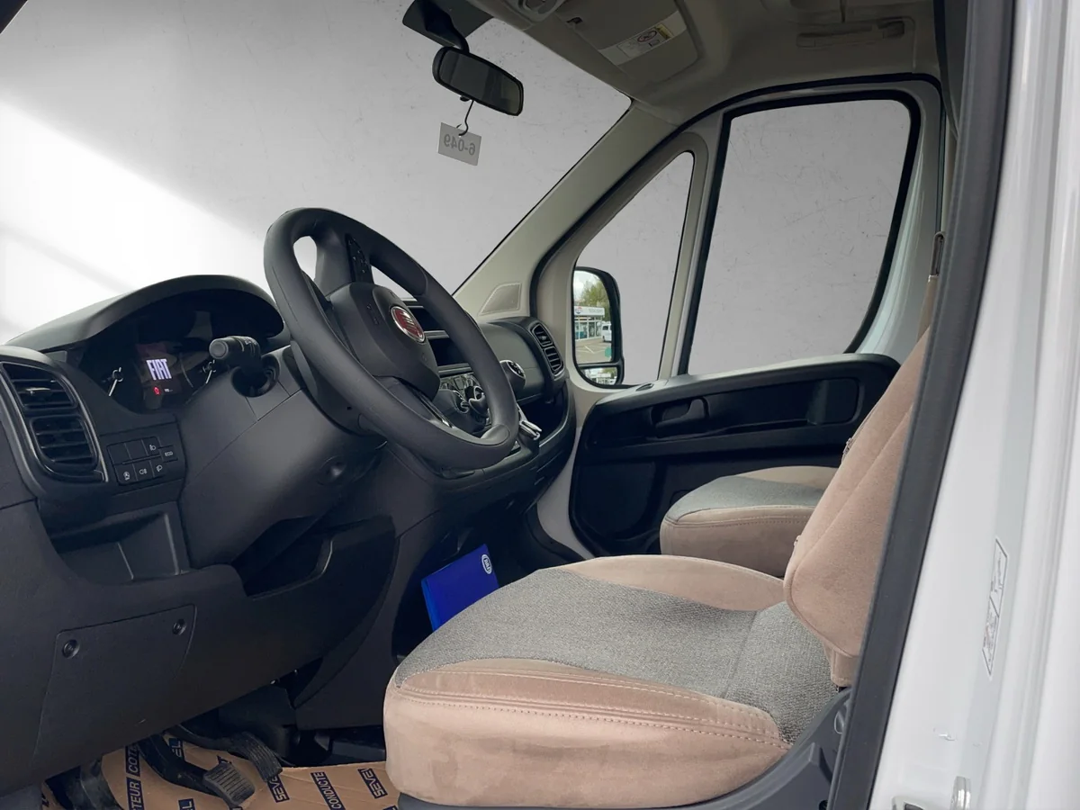 A 464 PRO 5 Sitzplätze Navi Kamera