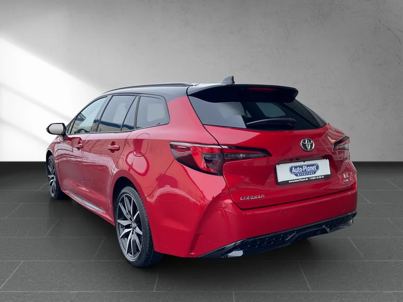 Corolla TS 1.8 Hybrid Teamplayer