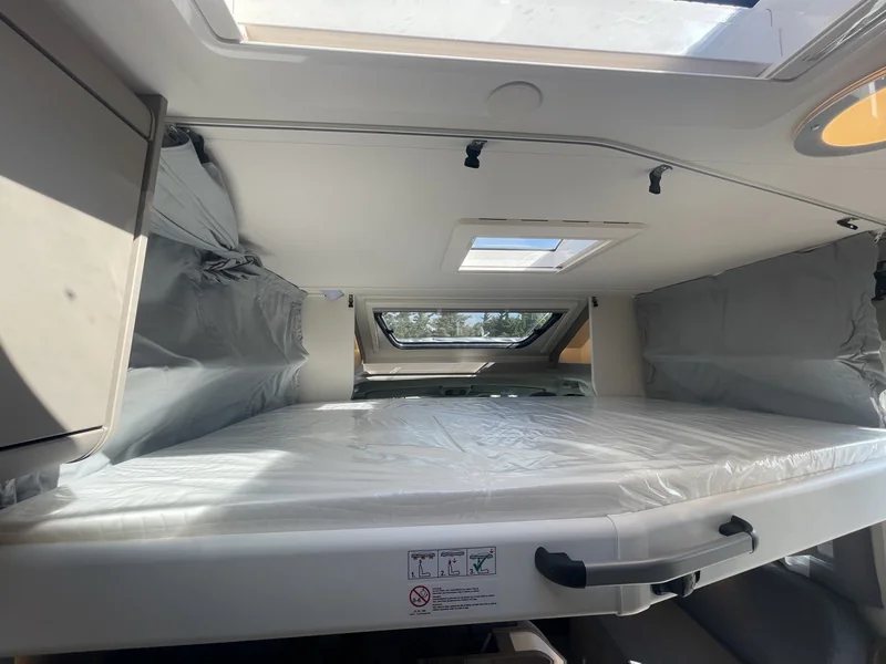 T 448 PRO+ ACC 5 Sitzplätze Navi Kamera