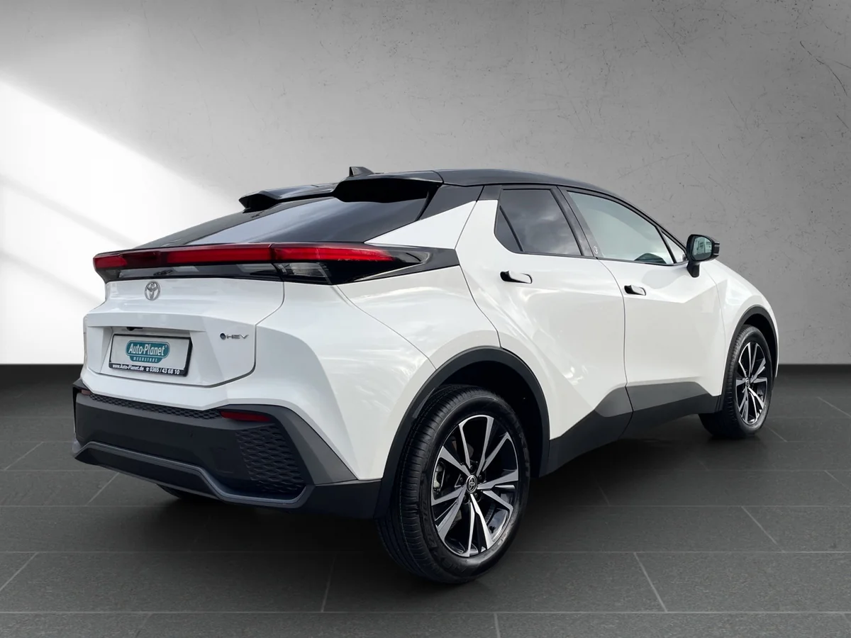 C-HR 2.0 Hybrid Team D