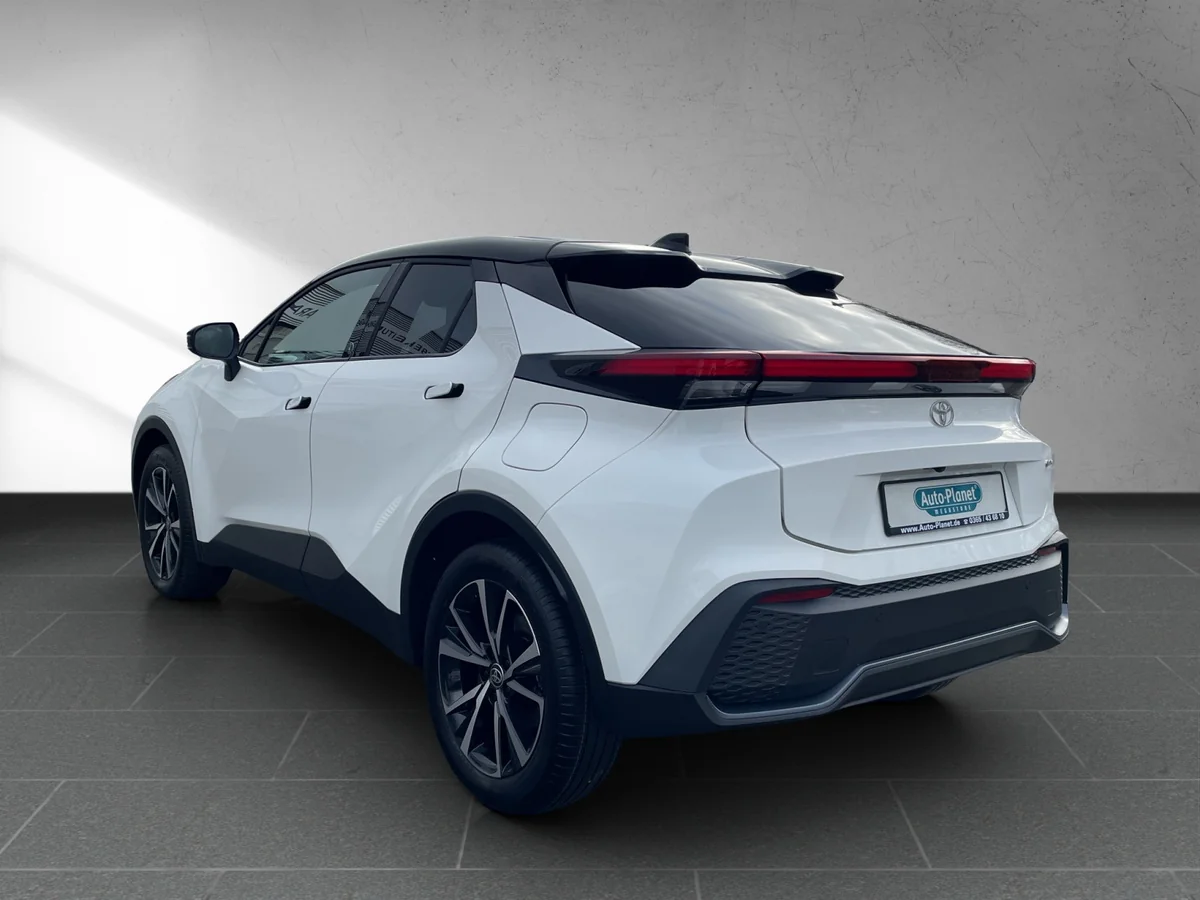 C-HR 2.0 Hybrid Team D